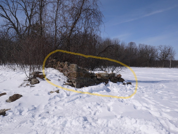 dowker island, remains of the small square shed by the boat dock, 2019