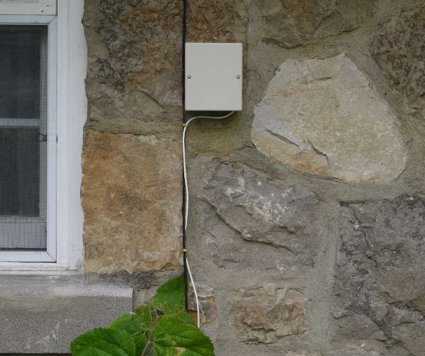 outdoor doorbell