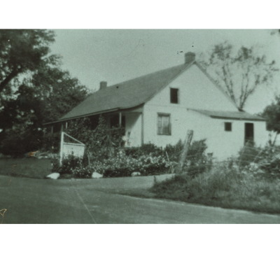 robillard-farm-1900s_sq.jpg